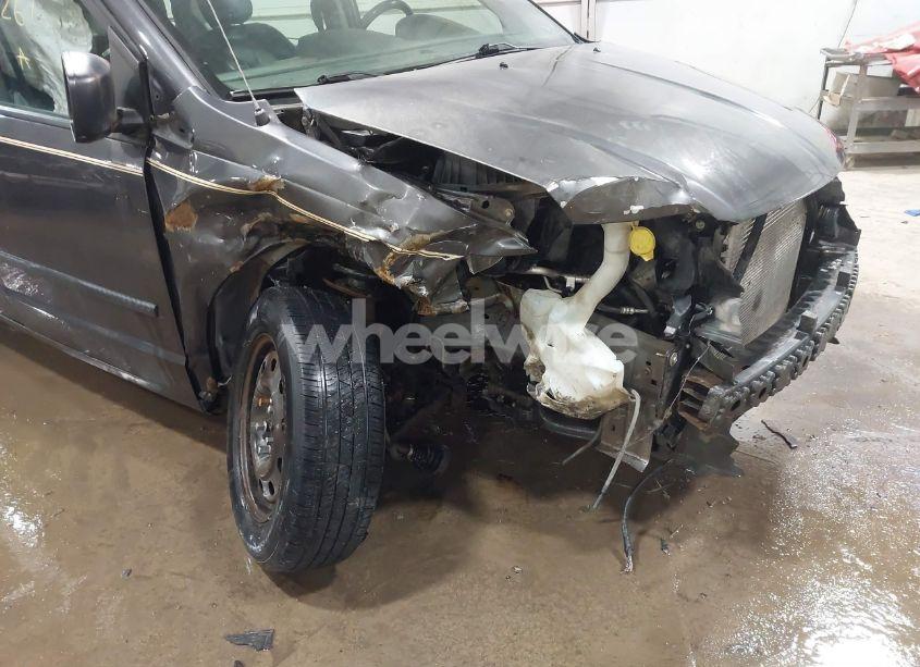 Photo 6 of 2016 Dodge Grand CARAVAN AMERICAN VALUE PKG (VIN 2C4RDGBG9GR359345)