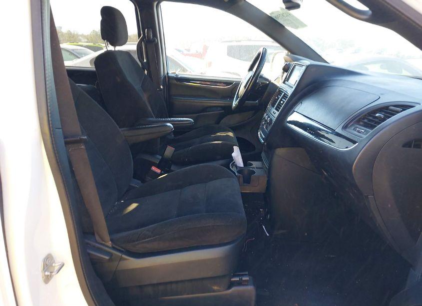 Photo 5 of 2017 Dodge Grand CARAVAN SE PLUS (VIN 2C4RDGBG9HR632902)