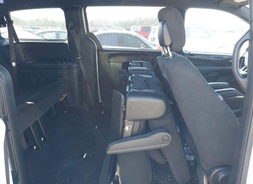 Photo 8 of 2017 Dodge Grand CARAVAN SE PLUS (VIN 2C4RDGBG9HR632902)