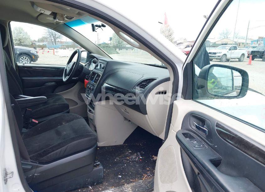 Photo 5 of 2017 Dodge Grand CARAVAN SE (VIN 2C4RDGBG9HR867168)