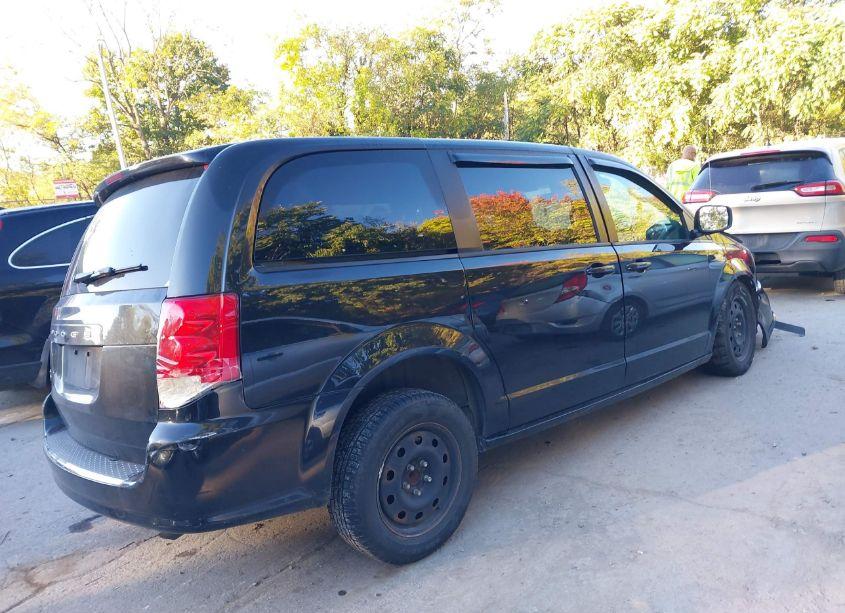 Photo 4 of 2018 Dodge Grand CARAVAN SE (VIN 2C4RDGBG9JR139789)