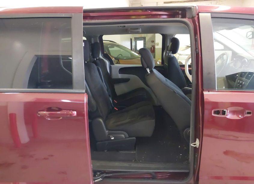 Photo 8 of 2018 Dodge Grand CARAVAN SE (VIN 2C4RDGBG9JR188183)