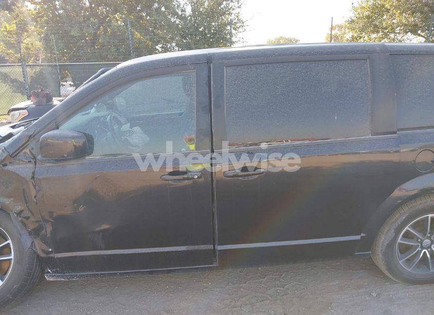 Photo 14 of 2018 Dodge Grand CARAVAN SE PLUS (VIN 2C4RDGBG9JR200610)