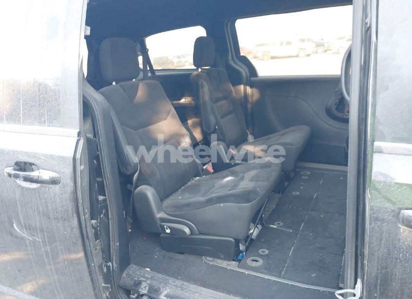 Photo 8 of 2018 Dodge Grand CARAVAN SE PLUS (VIN 2C4RDGBG9JR200610)