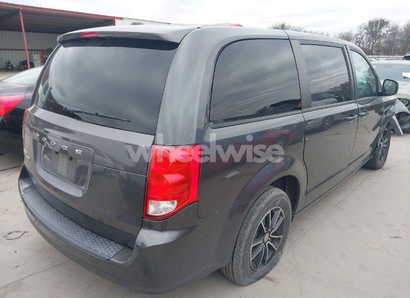 Photo 4 of 2018 Dodge Grand CARAVAN SE PLUS (VIN 2C4RDGBG9JR304272)