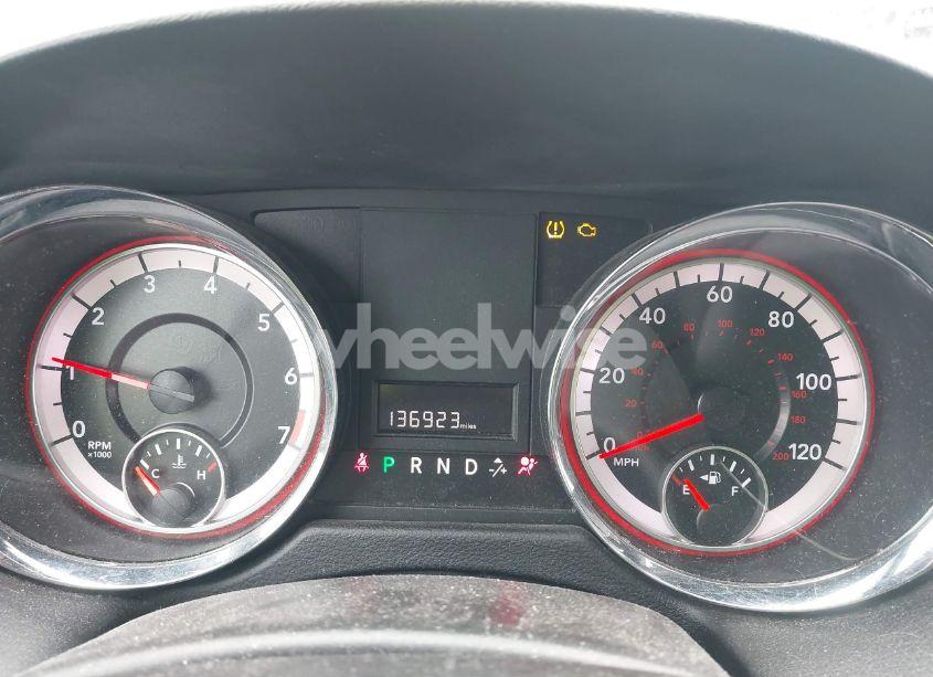 Photo 7 of 2018 Dodge Grand CARAVAN SE PLUS (VIN 2C4RDGBG9JR304272)