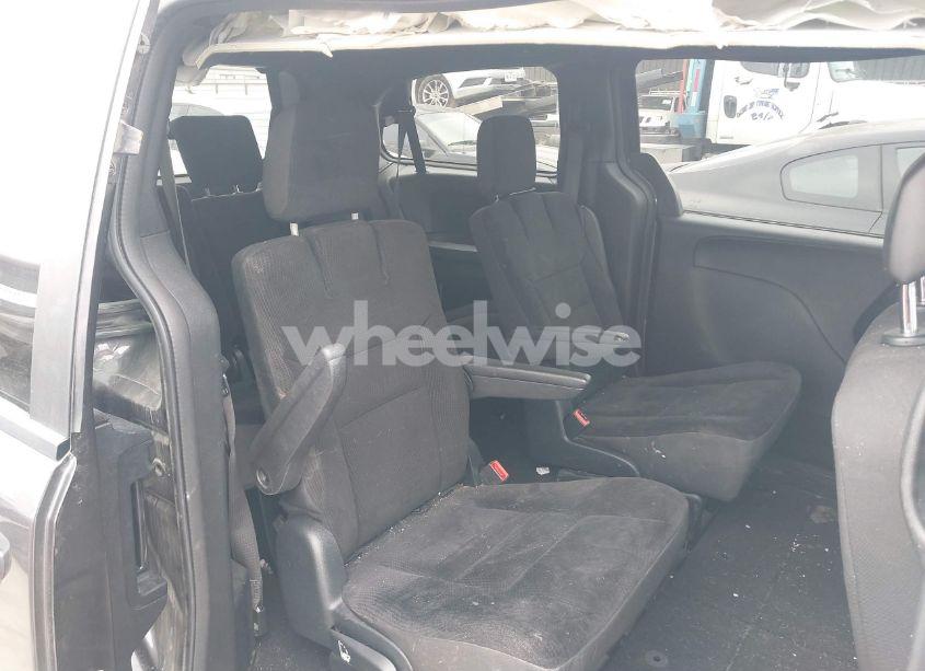 Photo 8 of 2018 Dodge Grand CARAVAN SE PLUS (VIN 2C4RDGBG9JR304272)