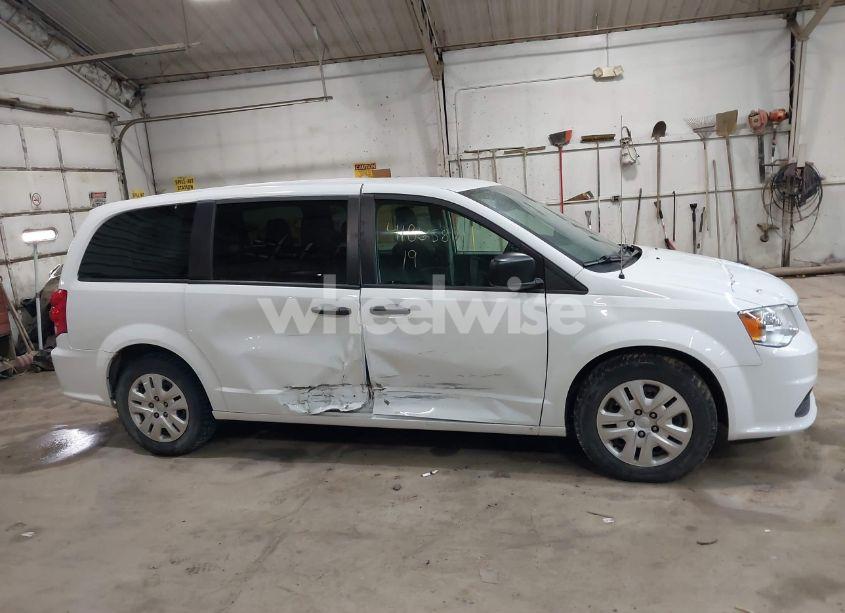 Photo 13 of 2019 Dodge Grand CARAVAN SE (VIN 2C4RDGBG9KR501685)