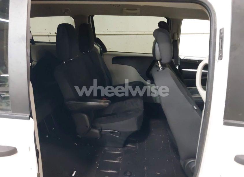Photo 8 of 2019 Dodge Grand CARAVAN SE (VIN 2C4RDGBG9KR501685)