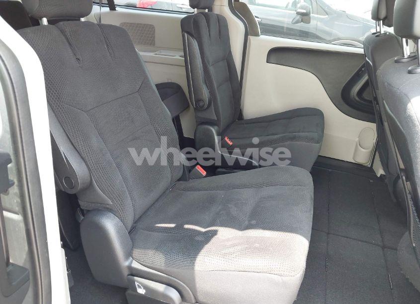 Photo 8 of 2019 Dodge Grand CARAVAN SE (VIN 2C4RDGBG9KR599522)