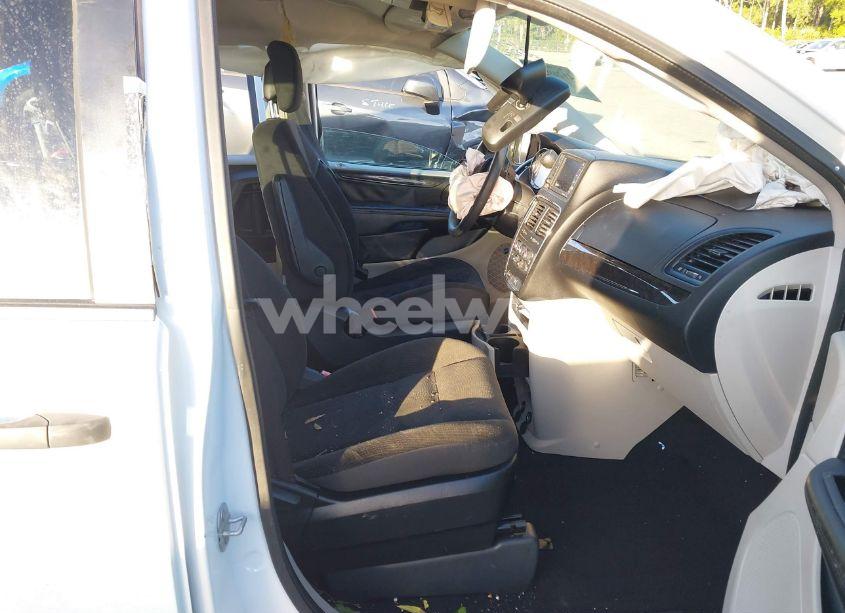 Photo 5 of 2019 Dodge Grand CARAVAN SE (VIN 2C4RDGBG9KR649285)