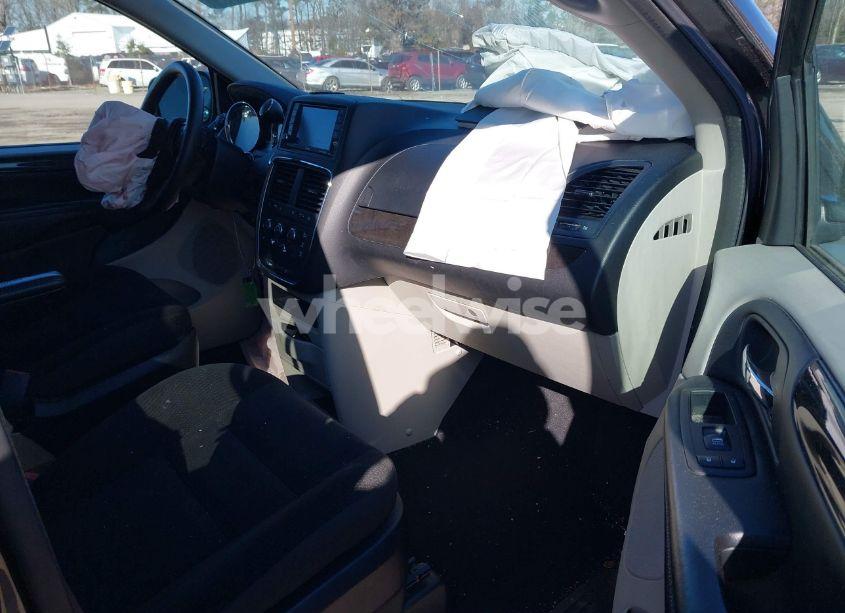 Photo 5 of 2019 Dodge Grand CARAVAN SE (VIN 2C4RDGBG9KR729332)