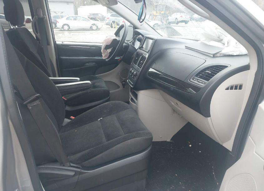 Photo 5 of 2019 Dodge Grand CARAVAN SE (VIN 2C4RDGBG9KR809410)