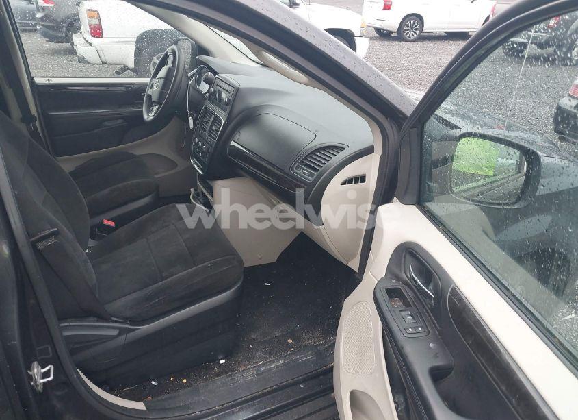 Photo 5 of 2012 Dodge Grand CARAVAN SE/AVP (VIN 2C4RDGBGXCR231707)