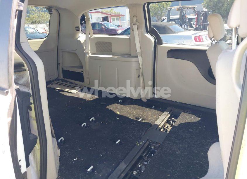 Photo 8 of 2012 Dodge Grand CARAVAN SE/AVP (VIN 2C4RDGBGXCR243212)