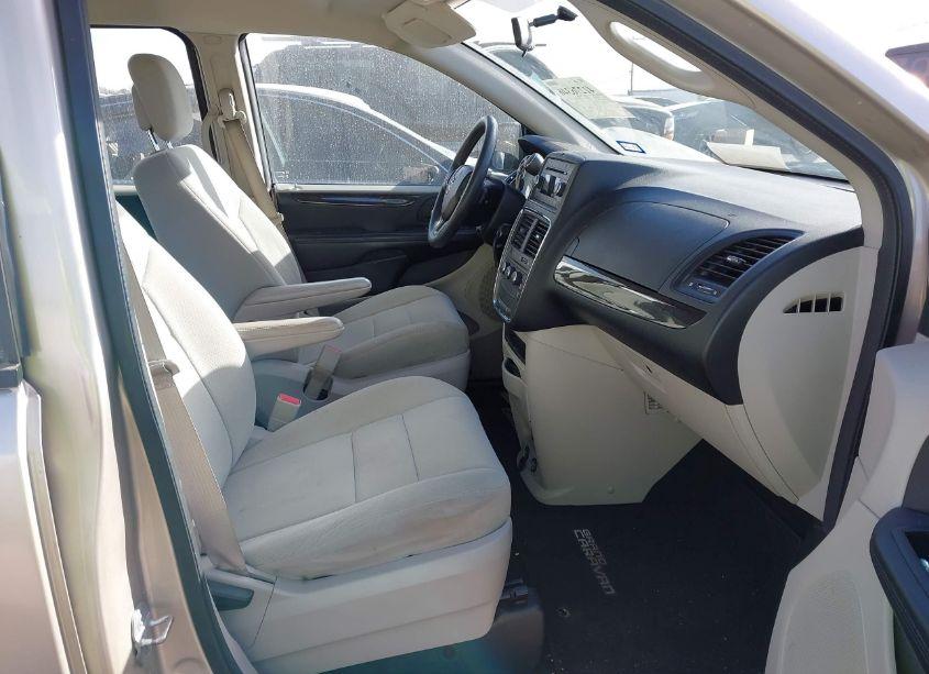 Photo 5 of 2012 Dodge Grand CARAVAN SE/AVP (VIN 2C4RDGBGXCR311766)
