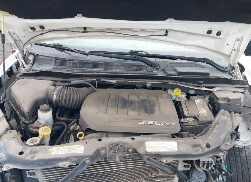 Photo 10 of 2013 Dodge Grand CARAVAN SE (VIN 2C4RDGBGXDR632742)