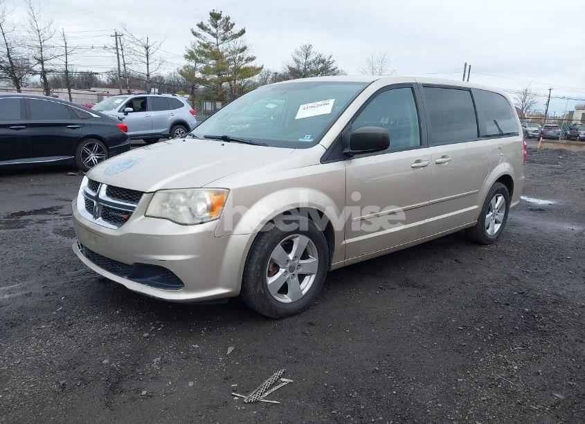 Photo 2 of 2013 Dodge Grand CARAVAN SE (VIN 2C4RDGBGXDR695923)