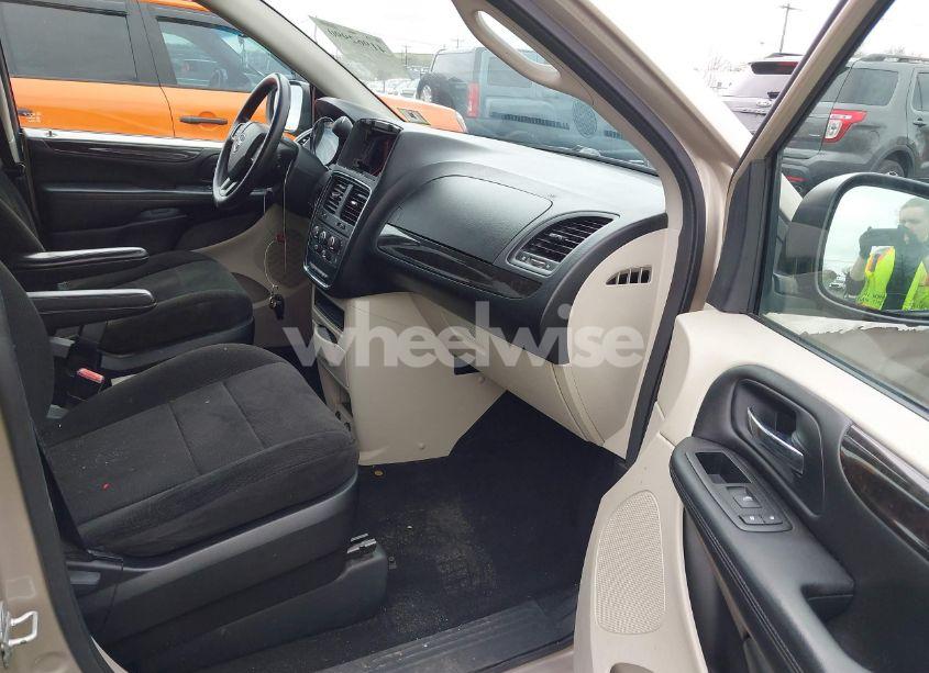 Photo 5 of 2013 Dodge Grand CARAVAN SE (VIN 2C4RDGBGXDR695923)