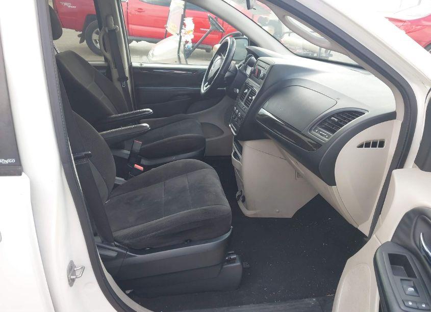 Photo 5 of 2013 Dodge Grand CARAVAN SE (VIN 2C4RDGBGXDR723218)