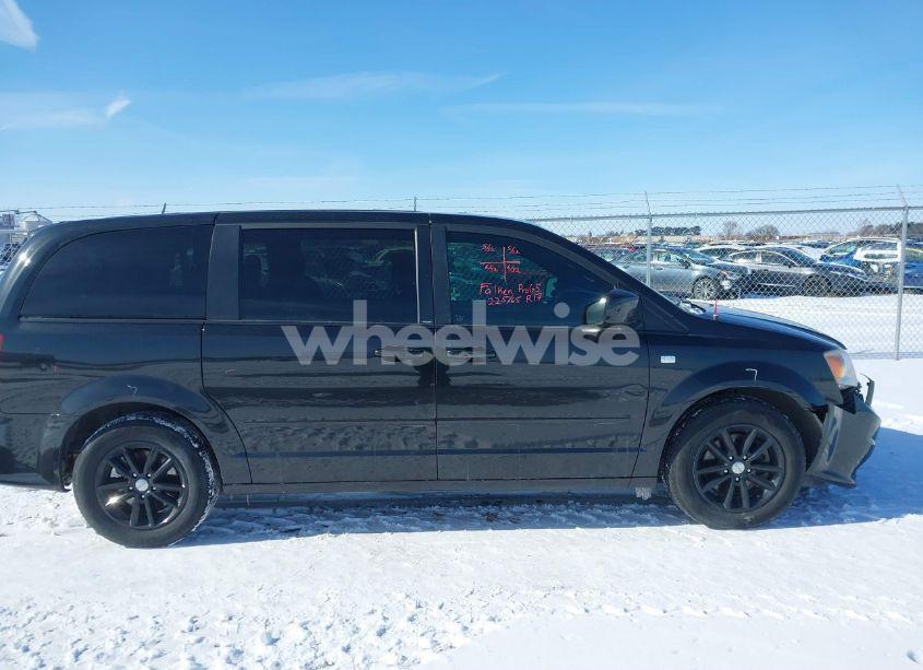 Photo 13 of 2014 Dodge Grand CARAVAN SE 30TH ANNIVERSARY (VIN 2C4RDGBGXER226395)