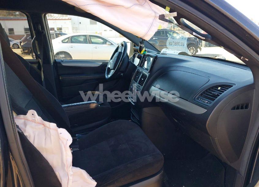 Photo 5 of 2014 Dodge Grand CARAVAN SE (VIN 2C4RDGBGXER302519)