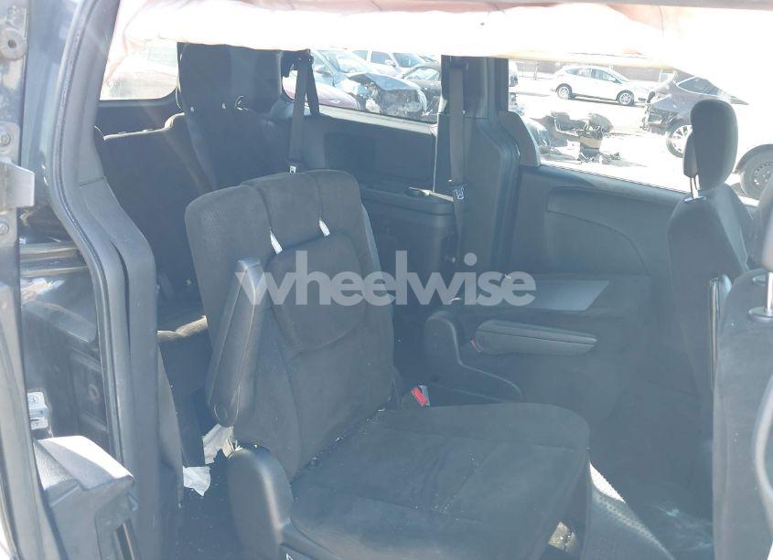 Photo 8 of 2014 Dodge Grand CARAVAN SE (VIN 2C4RDGBGXER302519)