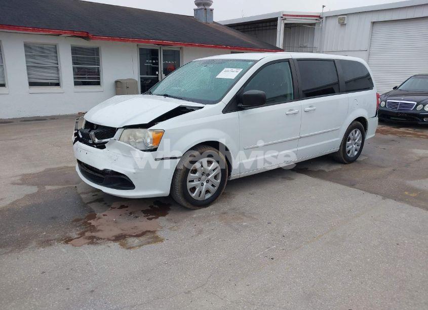 Photo 2 of 2014 Dodge Grand CARAVAN SE (VIN 2C4RDGBGXER355253)