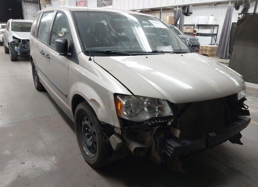 2014 Dodge Grand CARAVAN AMERICAN VALUE PKG (VIN 2C4RDGBGXER452193) main photo