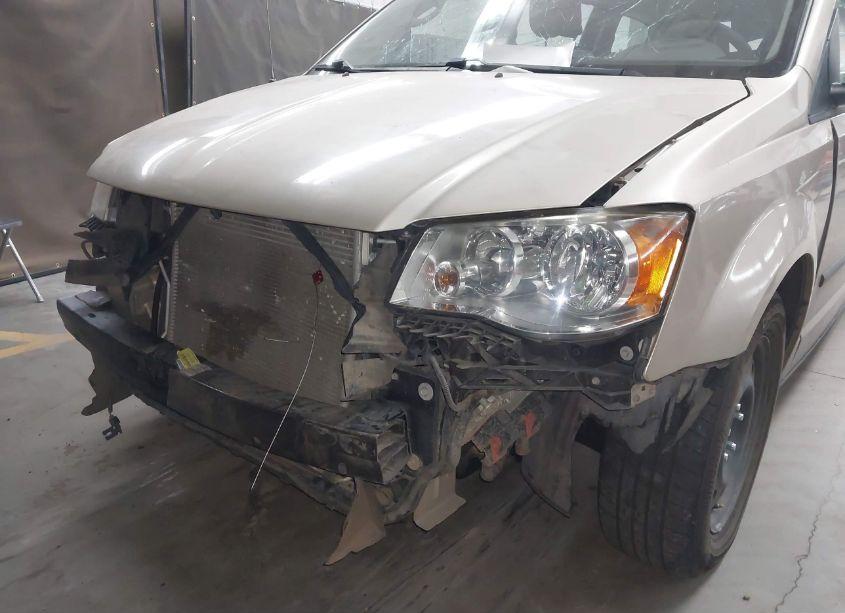 Photo 6 of 2014 Dodge Grand CARAVAN AMERICAN VALUE PKG (VIN 2C4RDGBGXER452193)