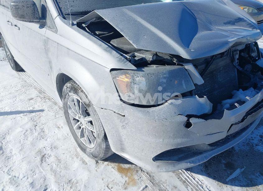 Photo 12 of 2015 Dodge Grand CARAVAN SE (VIN 2C4RDGBGXFR568091)