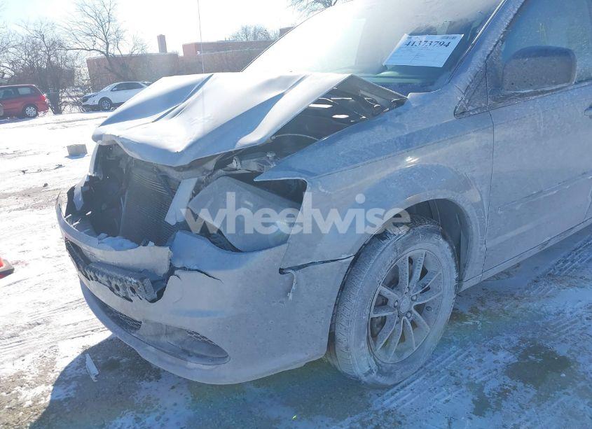 Photo 13 of 2015 Dodge Grand CARAVAN SE (VIN 2C4RDGBGXFR568091)