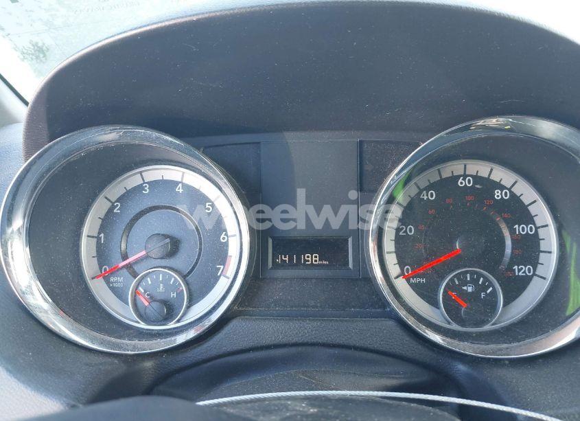 Photo 7 of 2015 Dodge Grand CARAVAN SE (VIN 2C4RDGBGXFR568091)