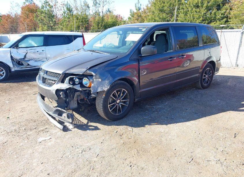 Photo 2 of 2015 Dodge Grand CARAVAN SE (VIN 2C4RDGBGXFR593525)