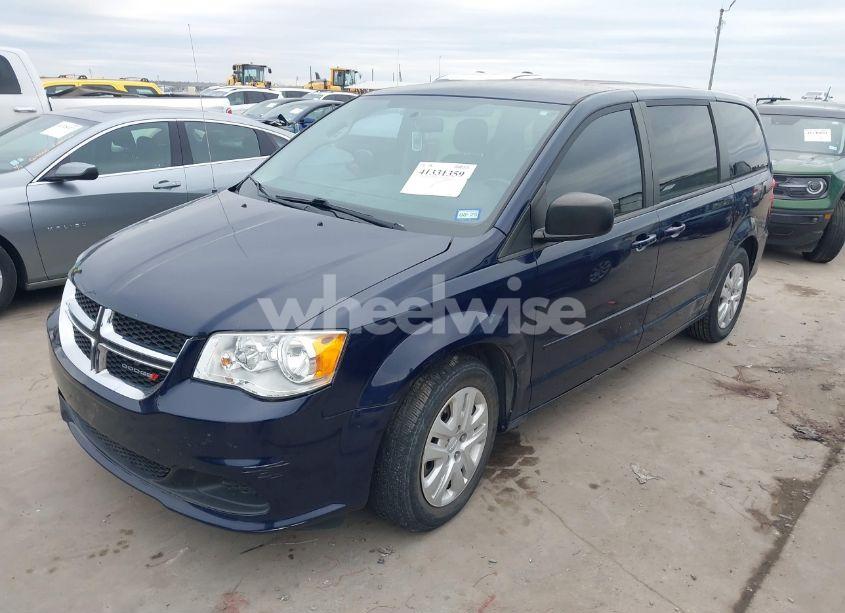 Photo 2 of 2015 Dodge Grand CARAVAN SE (VIN 2C4RDGBGXFR616348)