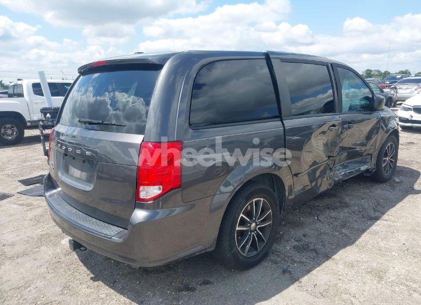 Photo 4 of 2015 Dodge Grand CARAVAN SE (VIN 2C4RDGBGXFR682995)