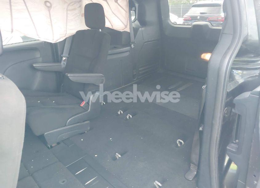 Photo 8 of 2015 Dodge Grand CARAVAN SE (VIN 2C4RDGBGXFR682995)