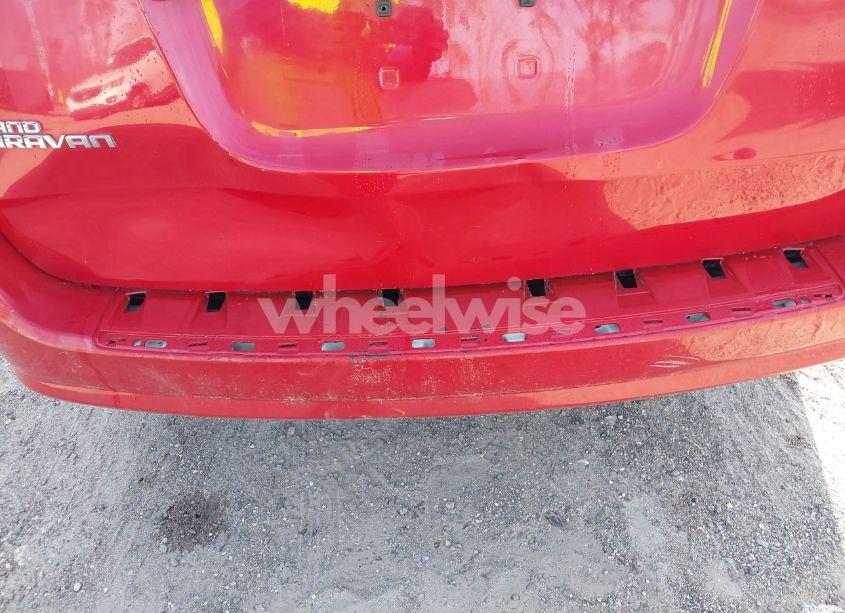 Photo 11 of 2015 Dodge Grand CARAVAN SE (VIN 2C4RDGBGXFR684083)