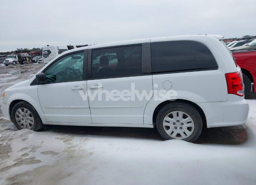 Photo 14 of 2016 Dodge Grand CARAVAN SE (VIN 2C4RDGBGXGR170154)