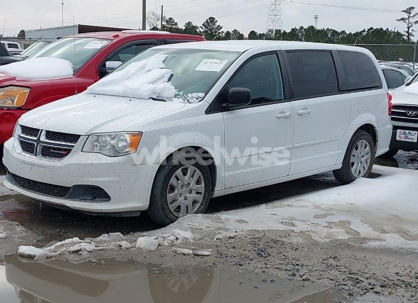 Photo 2 of 2016 Dodge Grand CARAVAN SE (VIN 2C4RDGBGXGR170154)
