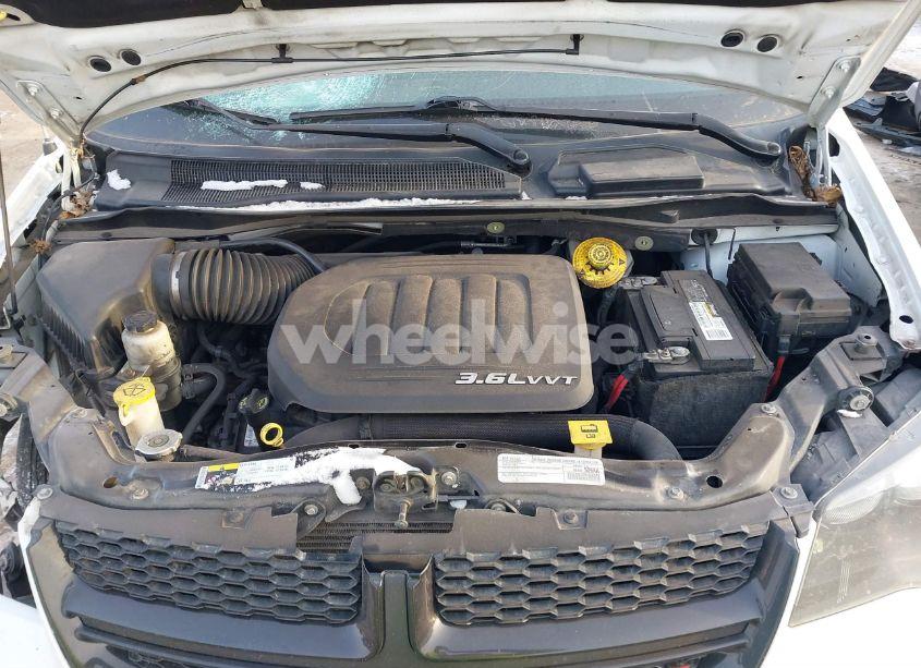 Photo 10 of 2016 Dodge Grand CARAVAN SE PLUS (VIN 2C4RDGBGXGR170252)