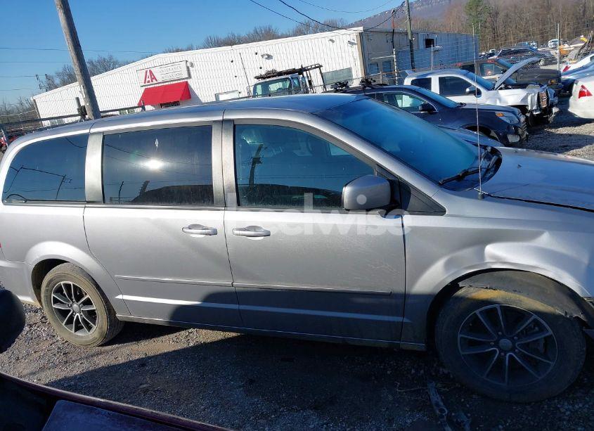 Photo 13 of 2016 Dodge Grand CARAVAN SE PLUS (VIN 2C4RDGBGXGR217926)