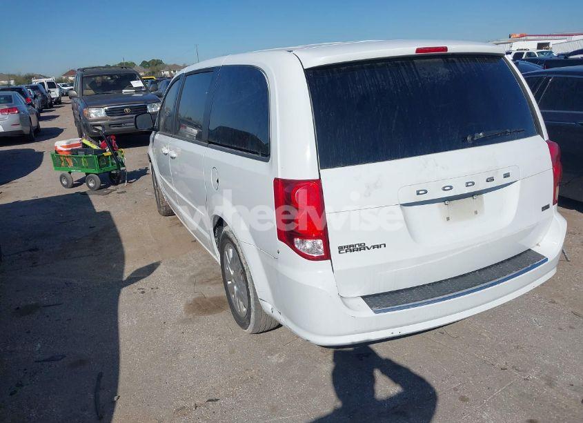 Photo 3 of 2016 Dodge Grand CARAVAN SE (VIN 2C4RDGBGXGR385470)