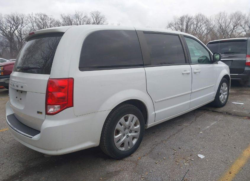 Photo 4 of 2016 Dodge Grand CARAVAN SE (VIN 2C4RDGBGXGR390863)