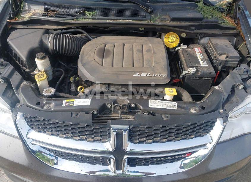 Photo 10 of 2017 Dodge Grand CARAVAN SE (VIN 2C4RDGBGXHR549334)