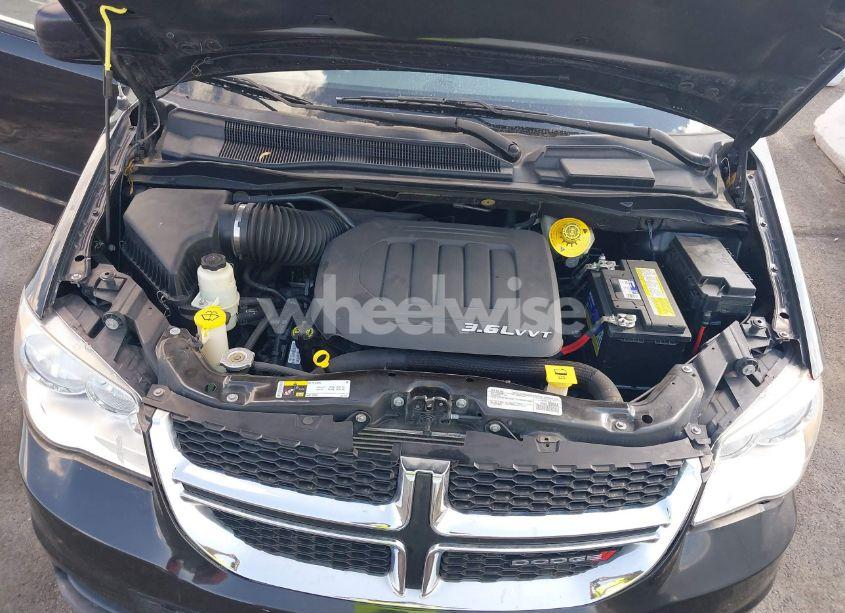 Photo 10 of 2017 Dodge Grand CARAVAN SE (VIN 2C4RDGBGXHR640846)