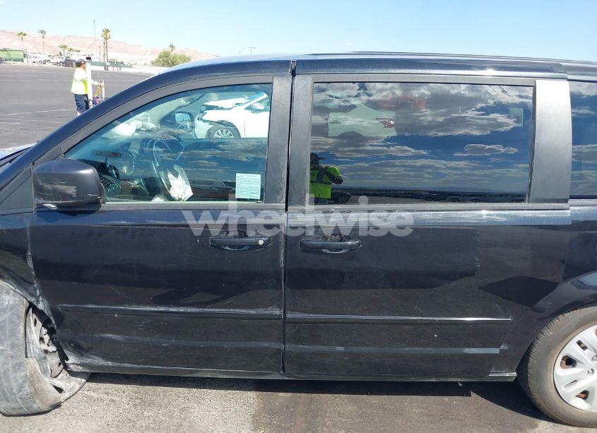 Photo 14 of 2017 Dodge Grand CARAVAN SE (VIN 2C4RDGBGXHR640846)