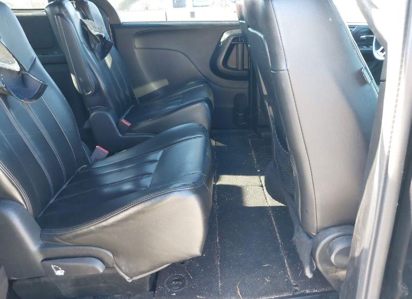 Photo 8 of 2017 Dodge Grand CARAVAN SE PLUS (VIN 2C4RDGBGXHR675502)