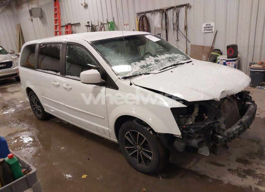 2017 Dodge Grand CARAVAN SE PLUS (VIN 2C4RDGBGXHR687679) main photo