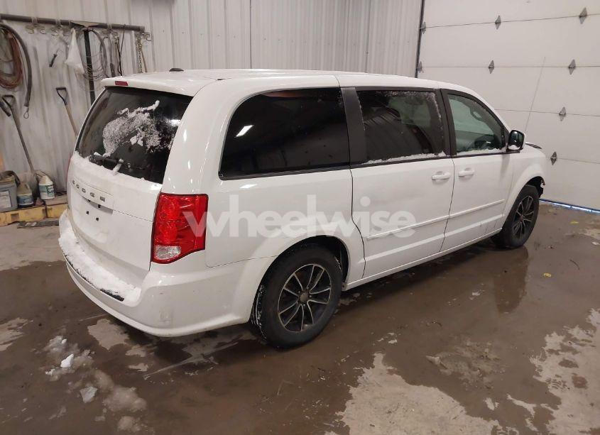 Photo 4 of 2017 Dodge Grand CARAVAN SE PLUS (VIN 2C4RDGBGXHR687679)